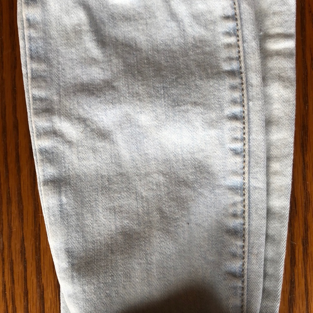 Super Light Wash Distressed Skinnies - Picture 2 of 5